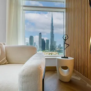 Upgraded With Stunning Burj Khalifa View دبي