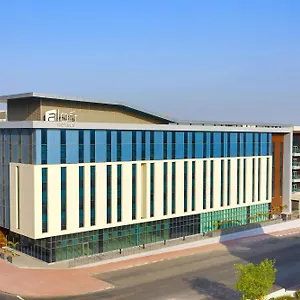 4* ホテル Aloft Airport